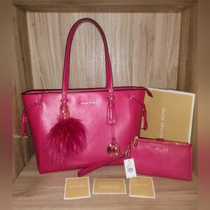 Michael Kors Ultra Pink Voyager Tote and NWT Wallet Set